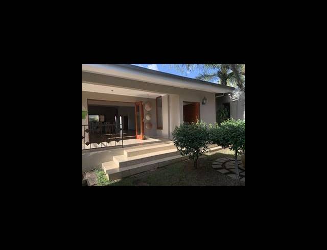 2 BEDROOM HOUSE TO LET IN PARKHURST